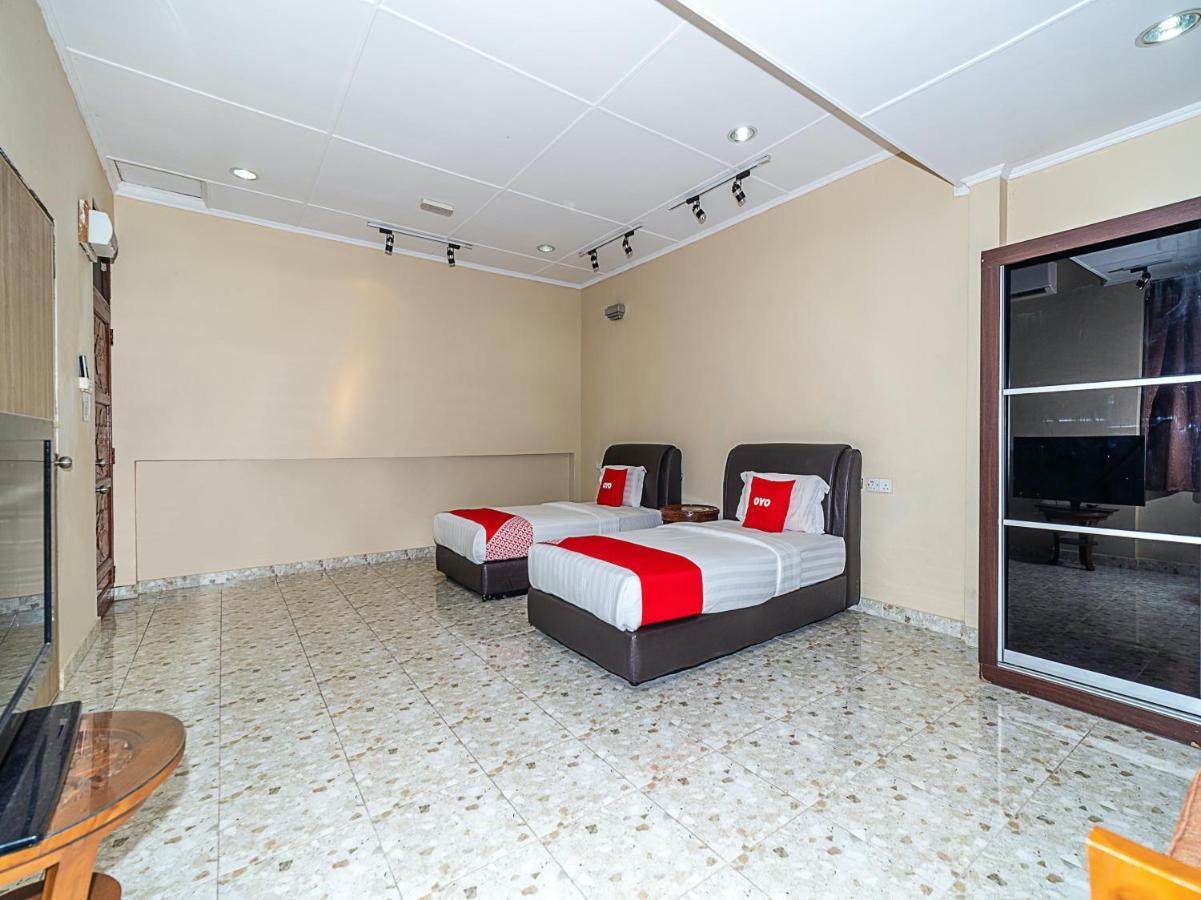 Oyo 89932 Dd Homestay Kota Kinabalu Buitenkant foto