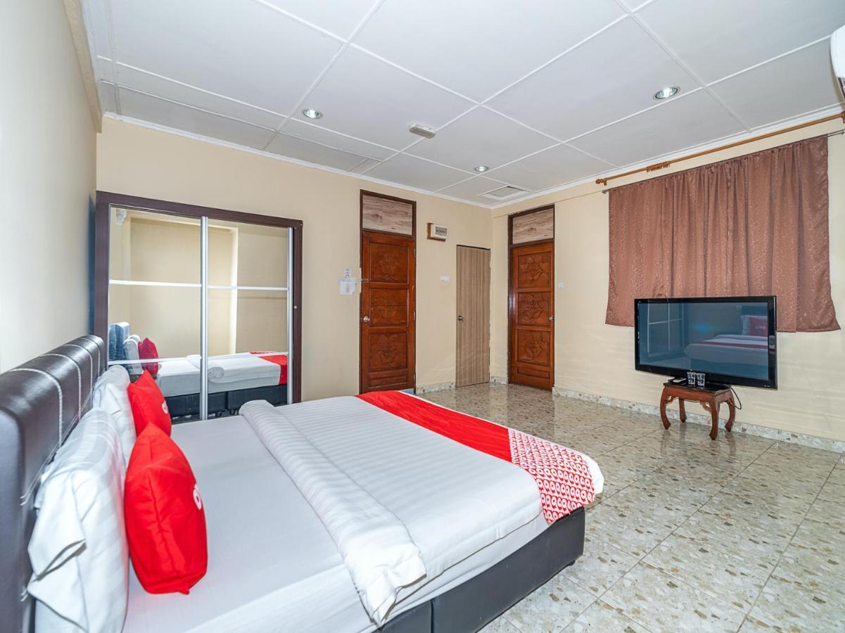 Oyo 89932 Dd Homestay Kota Kinabalu Buitenkant foto